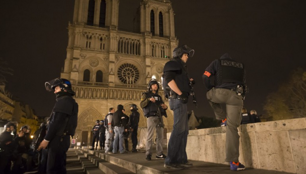 Armed guards in Paris